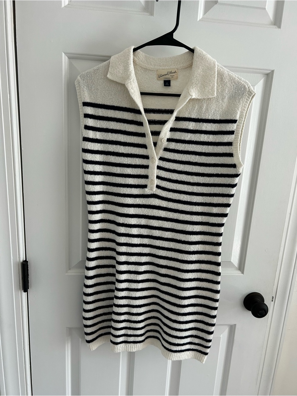 Universal thread Sleeveless Collared Striped Knit Dress - White/navy